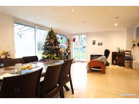 maison 6 pièces 114 m²