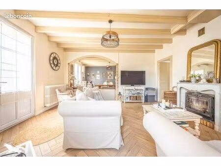 maison de ville 4 pièces 132 m²