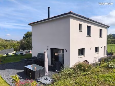 maison familiale récente et rare