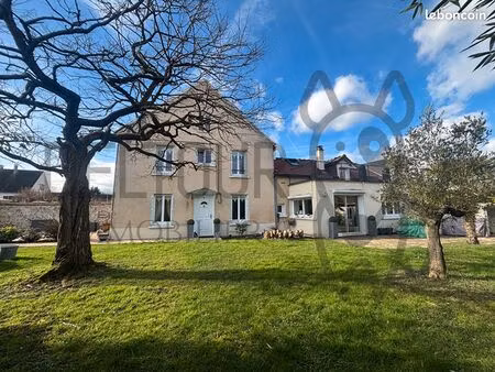maison 7 pièces 162 m²