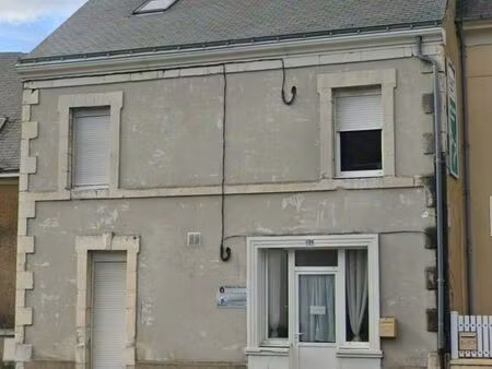 immeuble de rapport – 4 lots loués – environ 9 5 % de rentabilité – secteur la flèche (72)