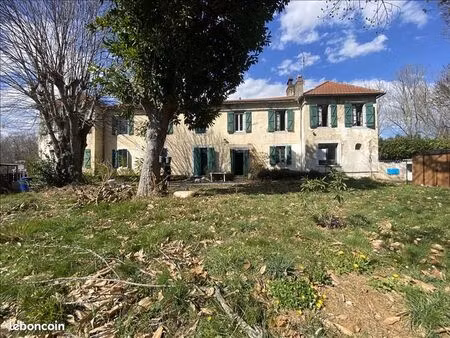 immeuble 961 m² semeac