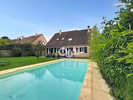 maison 6 pièces 166 m²