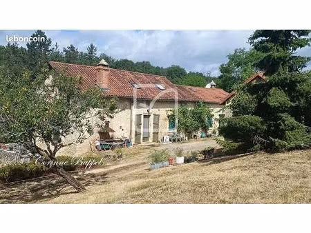 maison 5 pièces 156 m²