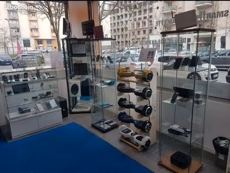 mur de commerce ou mur commerciaux