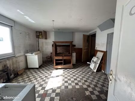 ? maison ancienne à rénover – fort potentiel – campagne au calme