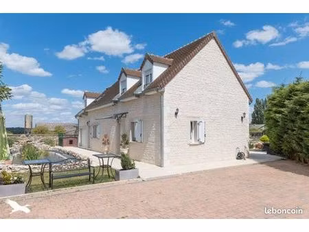 pavillon 6 pièces 297 m²