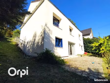 maison 7 pièces 156 m²