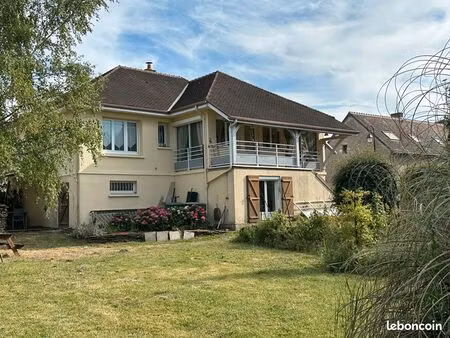 maison 5 pièces 157 m²