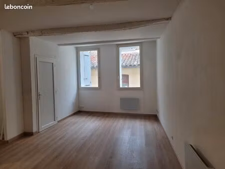 immeuble avec 2 appartements et garage