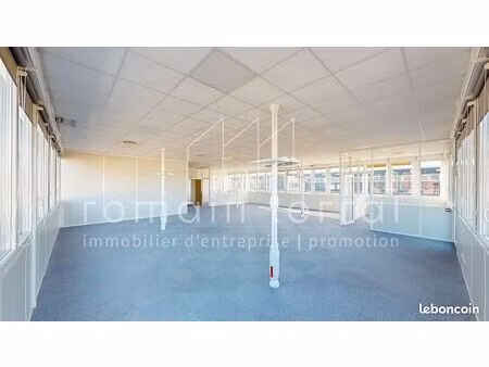 bureaux 1 225 m²