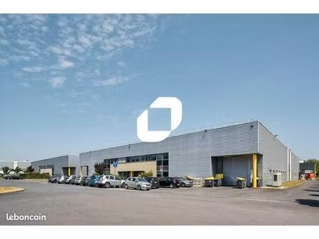 local industriel 5 000 m²