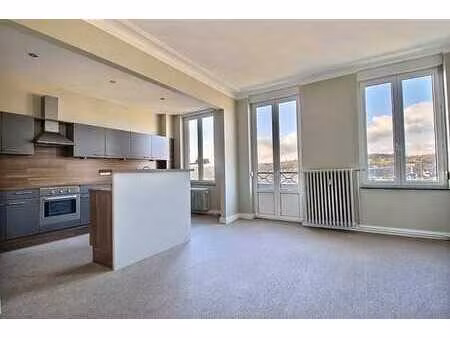 beau duplex 2 chambres entièrement rénové