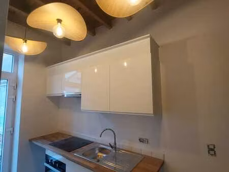 maison 1 chambre de style montois  complètement rénovée.