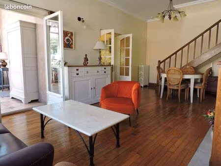 maison 6 pièces 140 m²