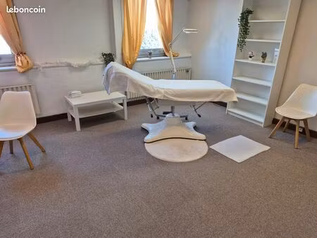 gradignan (33170) - cabinet meublé et climatisé de 30m2 à partager