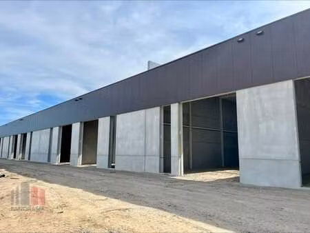 unité pme neuve de 162 m² à proximité de l’e314