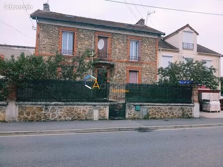 immeuble 270 m² gretz-armainvilliers