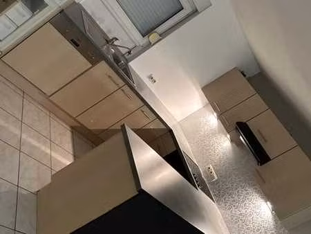 appartement à louer à falisolle !