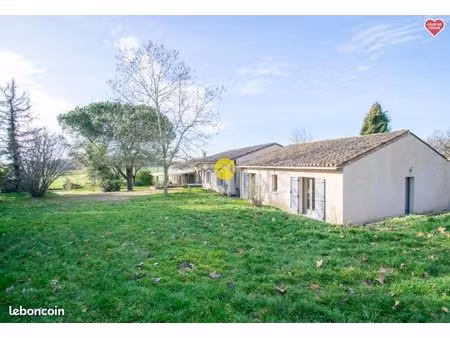 longère 12 pièces 375 m²