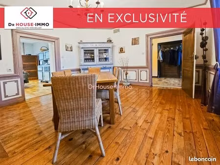 maison 9 pièces 262 m²
