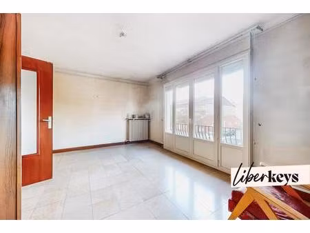 maison familiale à fort potentiel (125m2) – brunoy centre / marché & rer