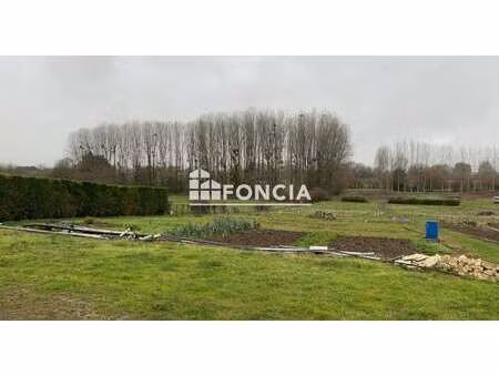 vente terrain à écommoy (72220) : à vendre / écommoy