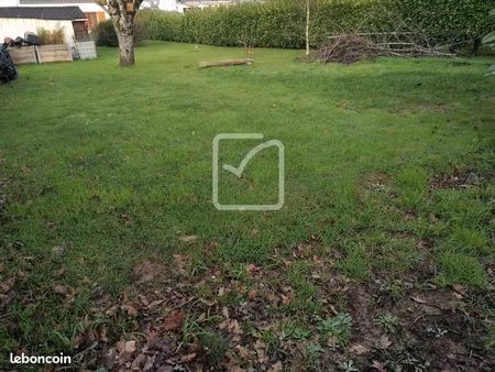 terrain 500 m² augan