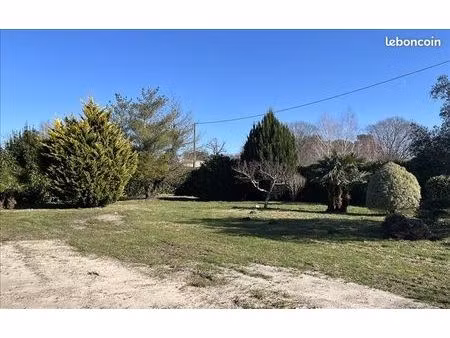 terrain 1 094 m² soustons