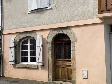 maison - 144 m²- située à moumour