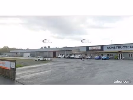 local d'activité 4 620 m²