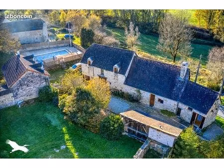 ferme 10 pièces 270 m²