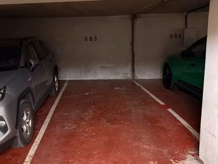 location parking saint cloud