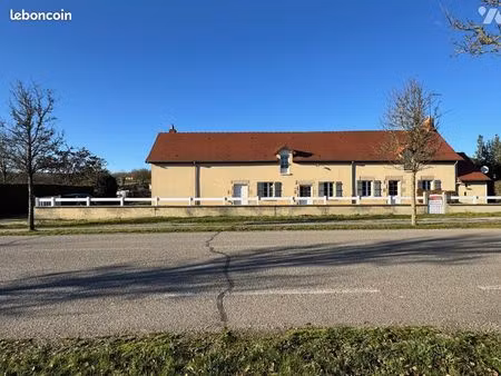 maison 4 pièces 111 m²