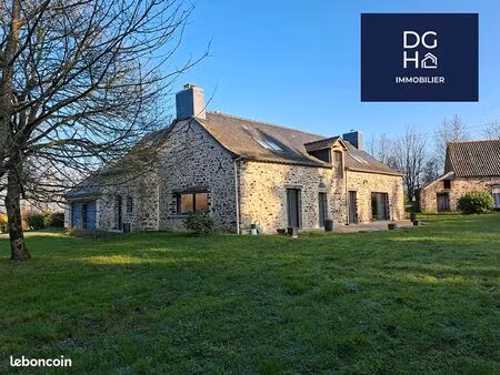 propriété 5 pièces 234 m²