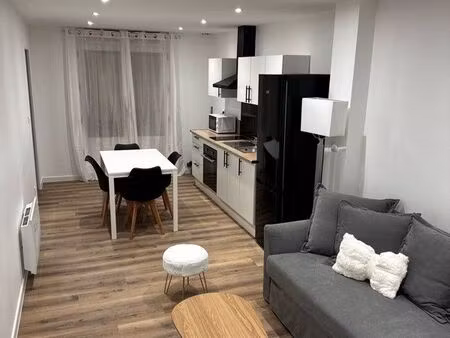 t2 38 m2  meublé  neuf le mans centre ville/gare