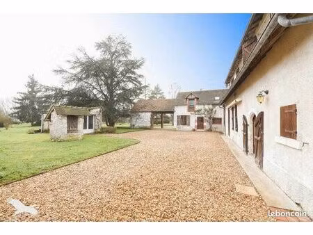 ferme 8 pièces 328 m²