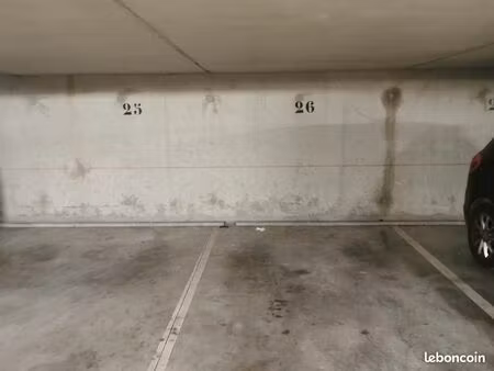 emplacement parking résidence bourgeoise sécurisé hyper centre