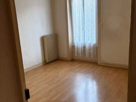 appartement izieux