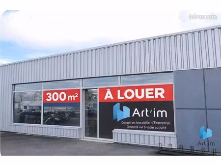local commercial 300 m² la flèche