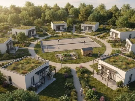 très rare à la vente village senior