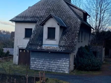 villa spacieuse - centre besse et st anastaise