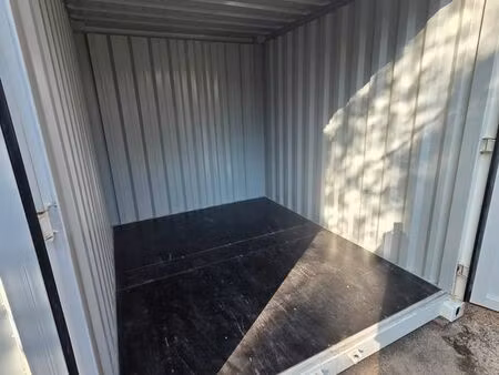 box de stockage de 16m3 à combaillaux