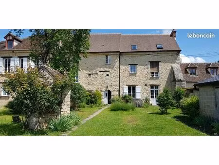 f2 au rez-de-chaussée