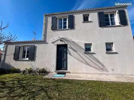 pavillon 7 pièces 139 m²