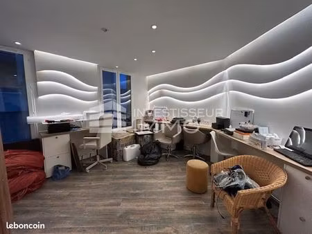 local commercial 125 m²