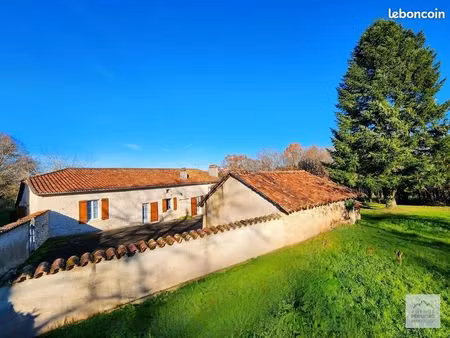 maison 6 pièces 158 m²