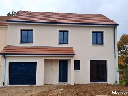 maison 6 pièces 103 m²