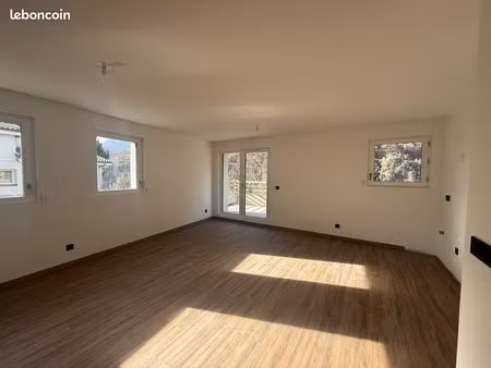 appartement 3 pièces 74 m²