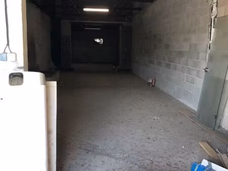 entrepot avec quai de chargement éligible exonérations fiscales zfu